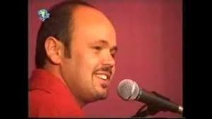 Pedro Kruger sing die titelsnit uit sy show, 'Lyf'.