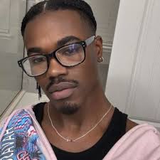 Tamara Anthony (@officially_tam)