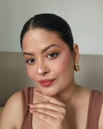 10 years of togetherness and many more to go! 🧿🫶♥️ @rakesh86singh ⛱️ 🌊  💑 👨‍👩‍👦 #10yearsofmarriage #anniversary #goabeach #ashwenbeach