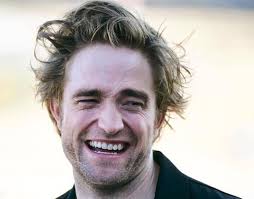 smile appreciation post for my man Robert Pattinson because his smile is  BEAUTIFUL and his best (my favorite) trait 💖