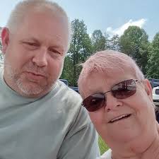 What is the normal running temperature for a 1997 4.3 engine?