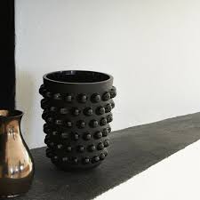 Designed By Rene Lalique In 1933 The Mossi Vase Is A Genuine Piece Of Modernity That Plays On The Contrast Between The Brilliance Of The Cabochons And The Augen