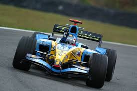 Entra en su mundo y descubre todo lo que necesitas saber del dos veces campeón del. Showrun In Abu Dhabi Fernando Alonso Zuruck Am Steuer Des Renault R25