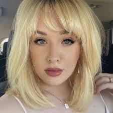 Anna Harlan's Instagram, Twitter & Facebook