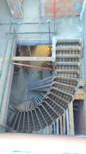 Escaleras y rampas escaleras de concreto escaleras espirales. Encofrado Escalera Curva Construccion De Escaleras Diseno De Escalera Escaleras De Concreto