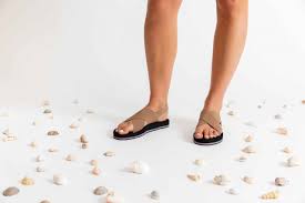 Their wool comes from farms with very high standards of farming practices, their laces are made from recycled bottles and their shoe boxes are made with 90% recycled cardboard. 13 Brands For Sustainably Made Shoes In Australia Nz Britt S List