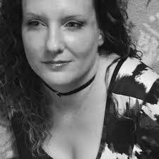 Jessica Kenley's Instagram, Twitter & Facebook