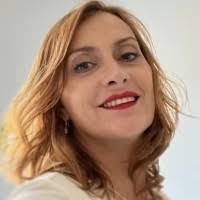 90+ perfiles de «Buri»