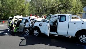 Une déviation a été mise en place via la d19 et la d69. Trois Morts Et Deux Blesses Dont Un Grave Dans Un Accident De La Route Entre Aix Et Aubagne
