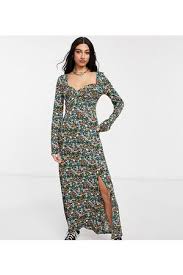 Per le donne curvy gli abiti lunghi sono la scelta perfetta: Asos Lungo Fiori Vestiti Lunghi Donne Compara I Prezzi E Acqusita Online