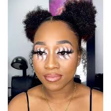 40 Hair, Nail, and Makeup Trends to Try This 2022 Holiday Season