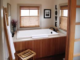 Meski letaknya ada di bagian belakang, fungsi kamar mandi sangat penting. Contoh Gambar Desain Kamar Mandi Dengan Bathtub Terbaru 7 Design Rumah