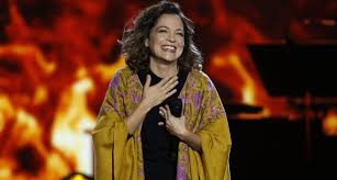 Natalia lafourcade regresa con 'un canto por méxico', su esperada y nueva producción discográfica que nace de un gran show benéfico y que arropa 14 canciones con ritmos, melodías y arreglos que recuerdan las raíces de la cultura, la fiesta y el fandango que ha hecho de méxico un lugar como. Natalia Lafourcade Presenta Un Adelanto De Un Canto Por Mexico Vol 2 Proceso Digital