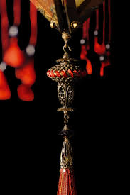 It's often confused with silk shantung fabric. Concubine Loto Silk Lamp Fortuny