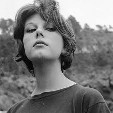 Stefania sandrelli (born 5 june 1946 in viareggio, province of lucca) is an italian actress, famous for her many roles in the commedia all'italiana, starting from 1960s. Stefania Sandrelli L Amore Con Depardieu Cinema Donne Ispaniche Attrici