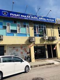 Hsbc malaysia berhad 350 m. R E D Is Equal To Z I R A Pusat Pakar Mata Lasik Abdul Razak Sungai Petani