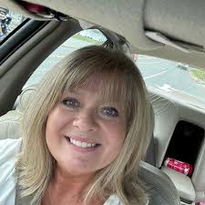 Sherry Brannon's Instagram, Twitter & Facebook