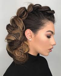 You can sport this to the college. Easy Hairstyles For College Girls Simple Hair Style Ideas