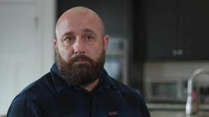 Aaron Shook's Instagram, Twitter & Facebook