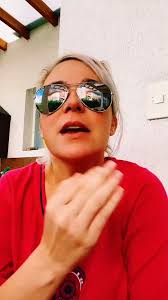 Domingo! 🤦🏼‍♀️🤦🏼‍♀️🤣🤣🤣 #fyp #parati #carolinasabino #foryou  #colombiana #ecuador🇪🇨 #2021 #comedia 🥂