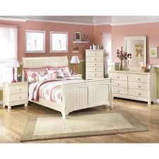 Bed risers, jewelry organizers, & more from ashley furniture homestore. Ashley Cottage Retreat 6 Piece Wood Full Sleigh Bedroom Set In Cream Walmart Com Walmart Com