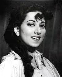 Remembering Suraiya 🥀 January 31, 2004 1. Born as Suraiya Jamal Sheikh,  the only child of her parents Aziz Jamal Sheikh and Mumtaz Sheikh. 2. She  began her career as a child