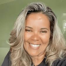 Maggie Gaines's Instagram, Twitter & Facebook