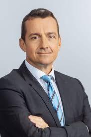 Chris Gribben's Instagram, Twitter & Facebook