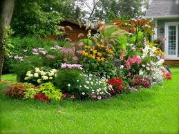 Flowers In Garden Edges Backyard Flowers Garden Beautiful Flowers Garden Small Flower Gardens