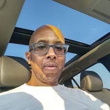 Calvin Hendricks's Instagram, Twitter & Facebook