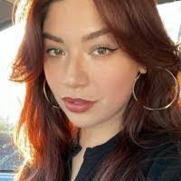 Iris Everett's Instagram, Twitter & Facebook