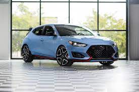 A blind spot collision system with rear cross traffic alert is now standard on the turbo r spec and above, while wireless charging now comes on all turbo cars. 2021 Hyundai Veloster N Prices Reviews And Pictures Edmunds