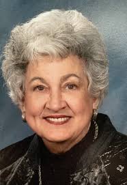 Betty Barwick's Instagram, Twitter & Facebook