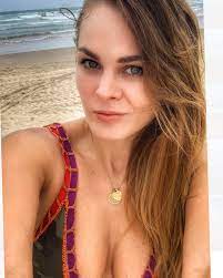 This online memorial is dedicated to virginia ramirez. Publicacion De Instagram De Virginia Ramirez 22 De Jun De 2019 A Las 11 39 Utc Fashion Instagram Statement Necklace