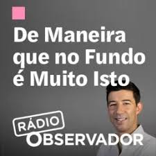 É locutora, copy e produtora na rádio comercial, e também brinca aos filmes de vez em quando. L33aeoxavm6fqm