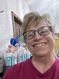 Wish i could keep some of these beautiful quilttops for myself