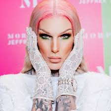 Kaylea Roethlisberger✌🏼 (@kayleabrianna_)