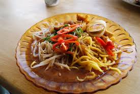 Mee jawabahan2 :* 1paket mee kuning* minyak untuk menumis, anggaran 3 sudu* 1 senduk cili kisar* 2 sudu besar serbuk rempah kari daging* air rebusan daging. Resepi Mee Jawa Sarawak