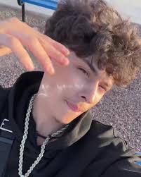 Alex Chino Transition Edit: A Creative Showcase