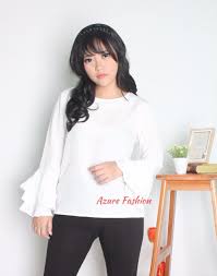 Itulah 9 ootd dengan studded heels yang lagi hits. Tifani Top Putih Atasan Wanita Blouse Wanita Pakaian Wanita Baju Wanita Lazada Indonesia