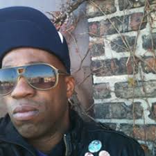 Listen to playlists featuring Steve Summers-New Surroundings (L.I.E.S. 023)  by L.I.E.S. online for free