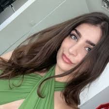 Chloë James's Profile