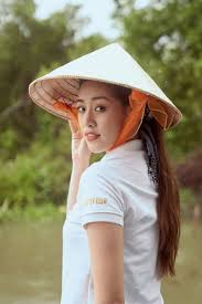 Trịnh thanh vân, lưu tuấn kiệt beat producer: Hoa Háº­u Khanh Van Thich Thu Táº¡o Dang Trong Bá» áº£nh Cay Nha La VÆ°á»n Kenh Truyá»n Hinh Ä'ai Tiáº¿ng Noi Viá»t Nam Vovtv