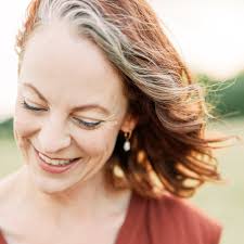 Sneak Peeks for Anna and Zak are up! Such a sweet wedding with a pretty  amazing dance party and live band during the reception. It was a chilly but  beautifully sunny day