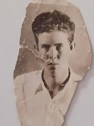 Only photo of dad, can you please restore it. Thank you.