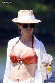 HILARIA BALDWIN Nude - AZnude