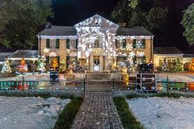 Lang april 7, 2021 current guide, history Hallmark S Christmas At Graceland Was Filmed At Elvis Presley S Home In Memphis Elvis Presley Christmas Graceland Elvis Elvis Presley Graceland