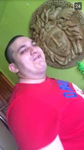 If you can walk any kind of stairs after a leg day means you didn't even go  to the gym… Help! 🤣🏋🏼💪🏻