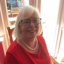 Does anyone know anyone that can upholster 4 dining room chair seat  cushions. I have the material I just need someone to staple the new  material on. Many thanks