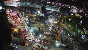 Maka tidak semua perjalanan bisa membolehkan shalat jama', hanya yang jaraknya minimal 88, 704 km saja yang membolehkan. Jakarta Macet Gila Jarak 5 Km Butuh Waktu 1 Jam Metro Tempo Co